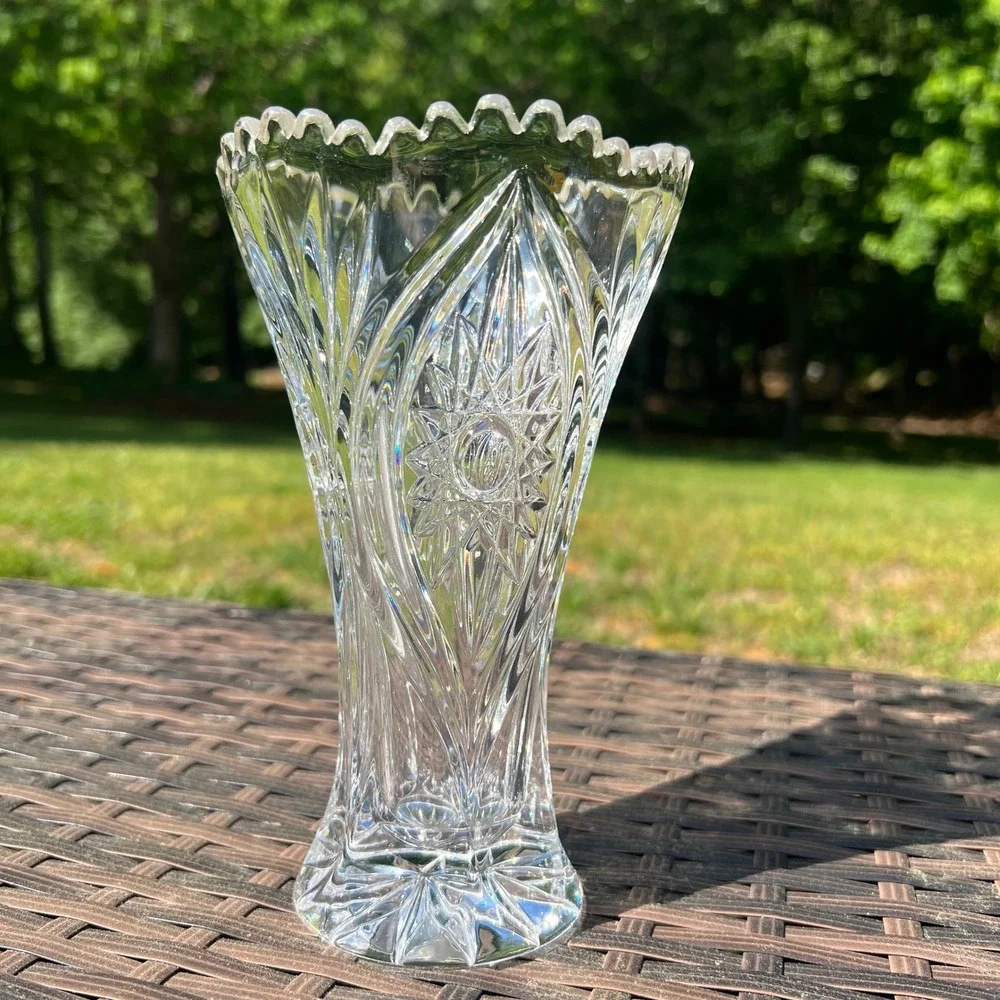 Vintage‎ Nachtmann Palais Lead Crystal Vase Made in Germany Scalloped Edge